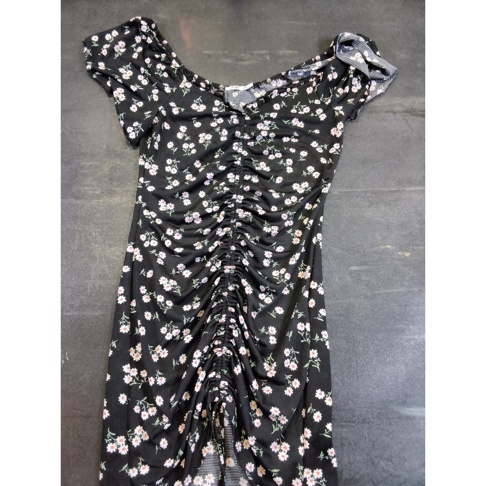 3rd + Malt Black Floral Daisy Ruched Mini Dress Short Sleeve Size M